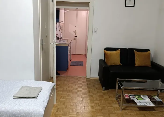 In Der Naehe Wiener Stadthalle Und Zentrum 9 Apartman Bécs